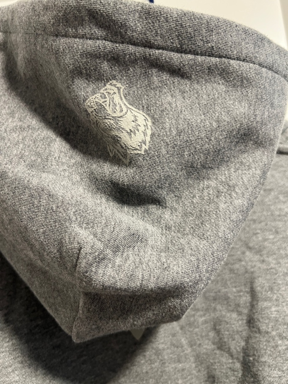 Darc Sports Wolves Hoodie in Grey 🆕 - Picture 3 of 6